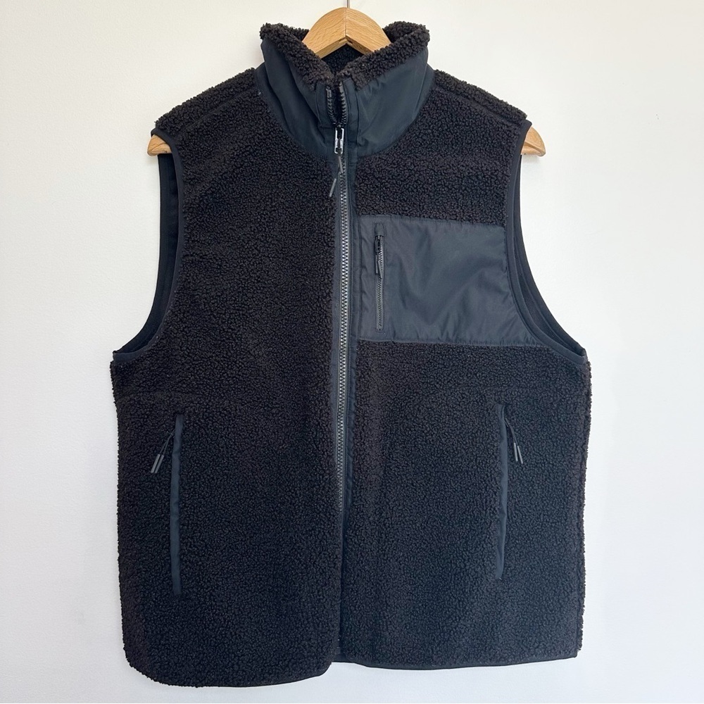Abercrombie & Fitch Men’s Sherpa Vest Faux Fur Fleece Black XL Pockets Zip Up